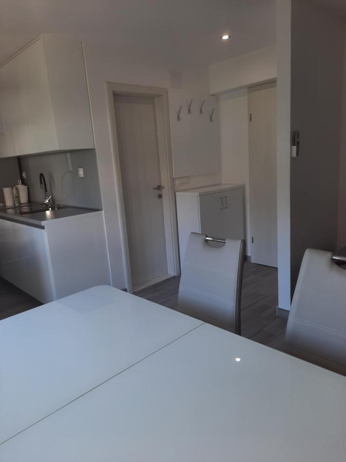 Ani Appartement Split Buitenkant foto