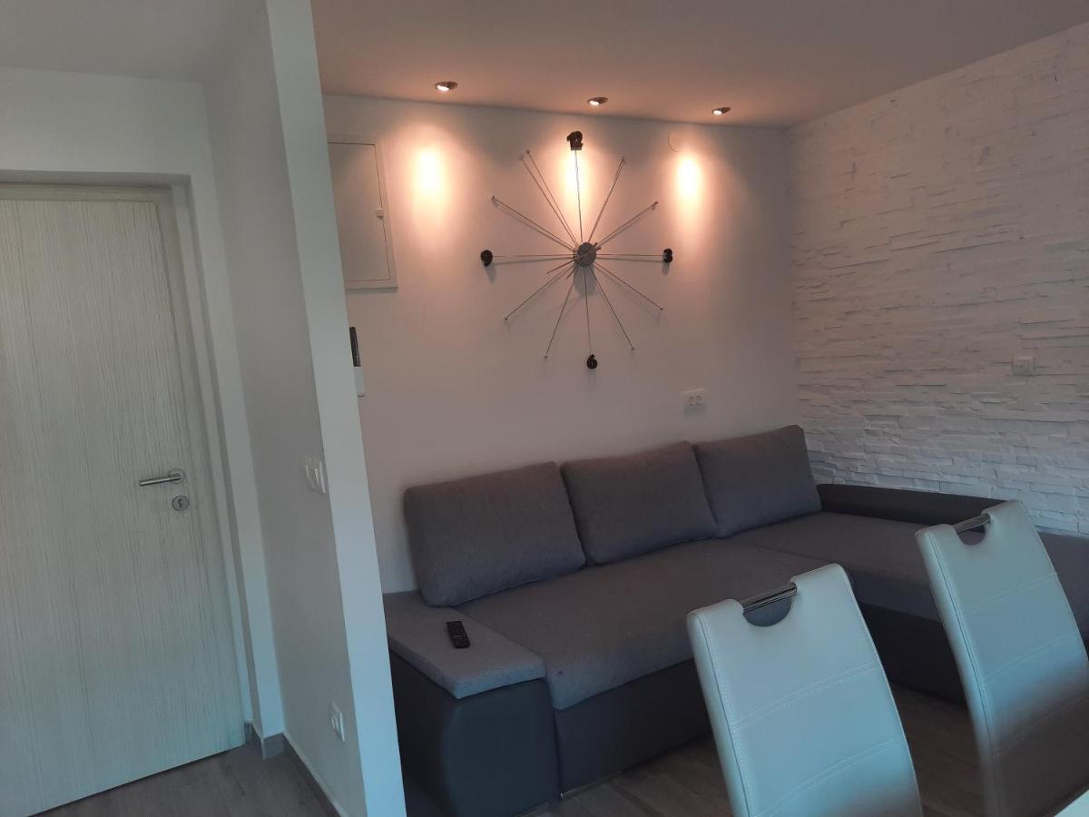 Ani Appartement Split Buitenkant foto