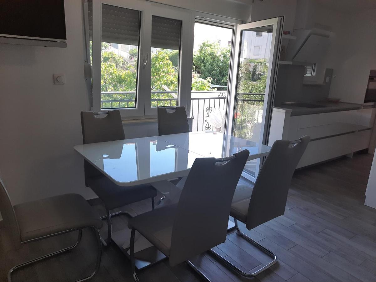 Ani Appartement Split Buitenkant foto
